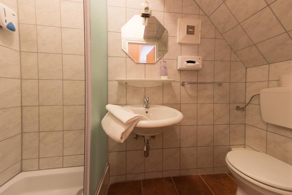 Bed & Breakfast Goldener Stiefel Mariazell Rom bilde